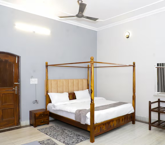 Top Resort near by tala gate in Bandhavgarh